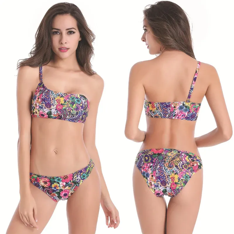 Damen One-Shoulder-Bikini mit floralem Design – Maréssa