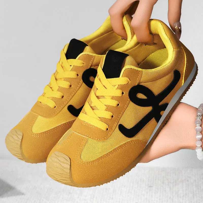 Damen Sportliche Sneakers mit weichem Obermaterial und bequemer Sohle – Névara